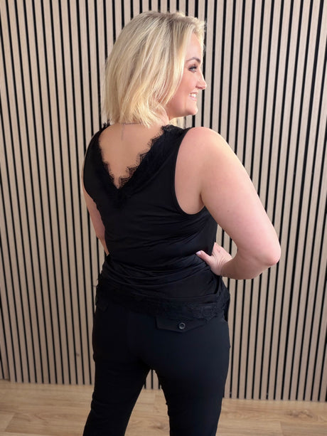 Bicco breiðir hlýrar