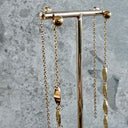 Lokkar með laufum og keðju festingu