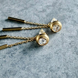 Lokkar með keðju og semelíustein