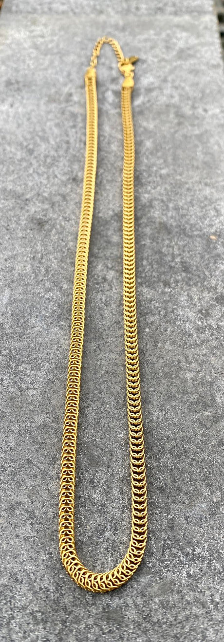 Gyllt fiskabeina keðja köntuð 42cm