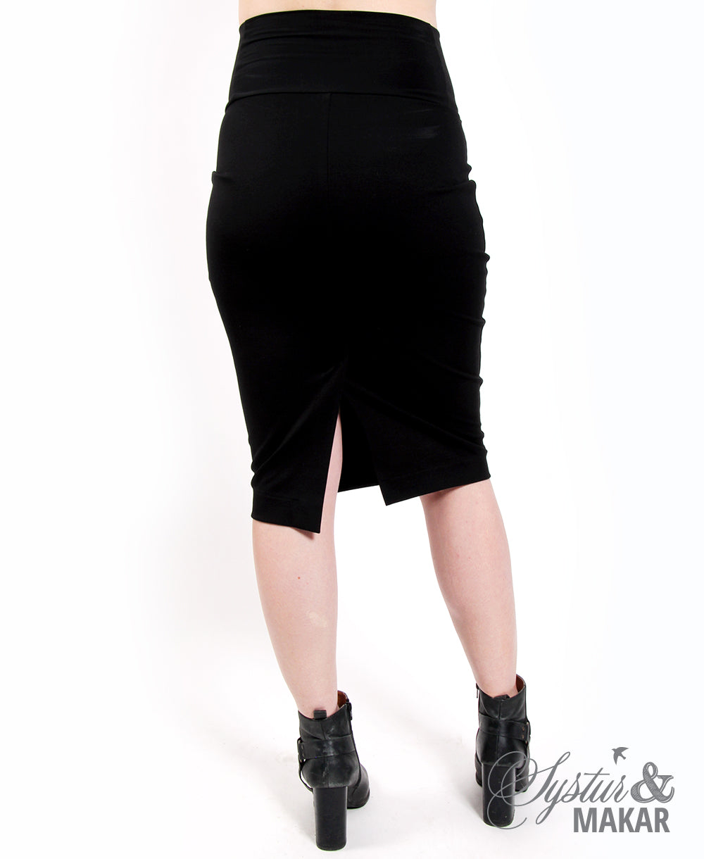 Pensil pils með klauf